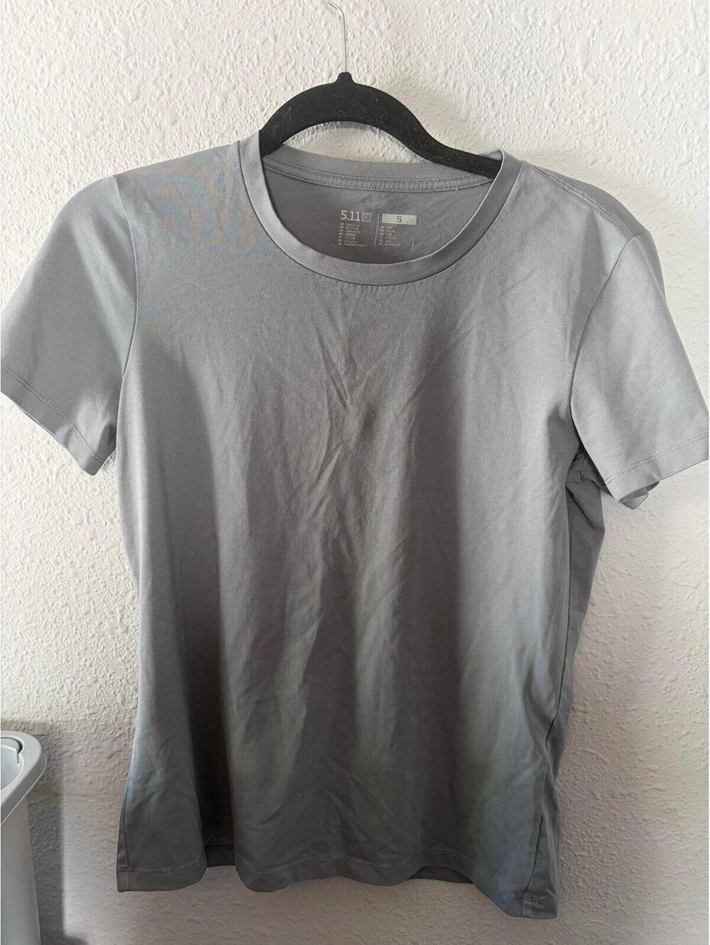 5.11 women's grey tee size S